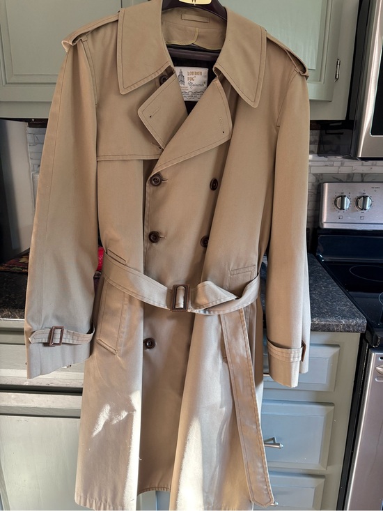 London Fog Other - London Fog Classic Beige Double-Breasted Trench Coat with Belt
